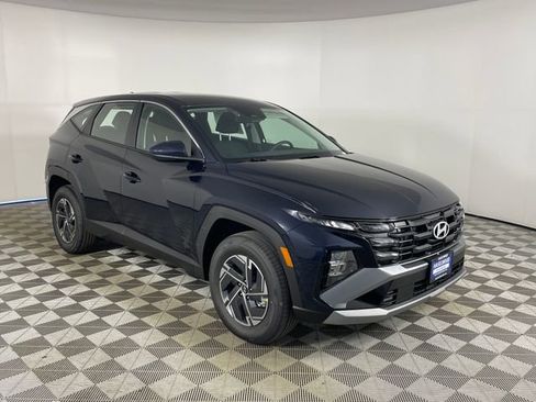 New 2026 Hyundai Tucson Blue SE w/ Tow & Go Package AWD/4WD image 15