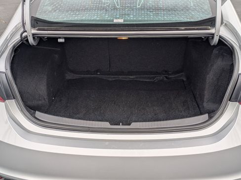 Used 2022 Chevrolet Malibu LT image 13