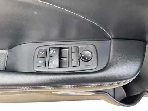 Used 2021 Dodge Challenger R/T Scat Pack RWD image 21