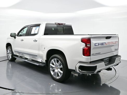 Used 2023 Chevrolet Silverado 1500 High Country w/ High Country Premium Package image 5