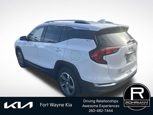 Used 2020 GMC Terrain SLT FWD image 3