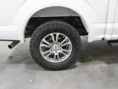 Used 2019 Ford F150 Lariat AWD/4WD image 39