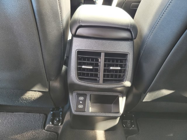 Used 2024 Kia Seltos S FWD image 15