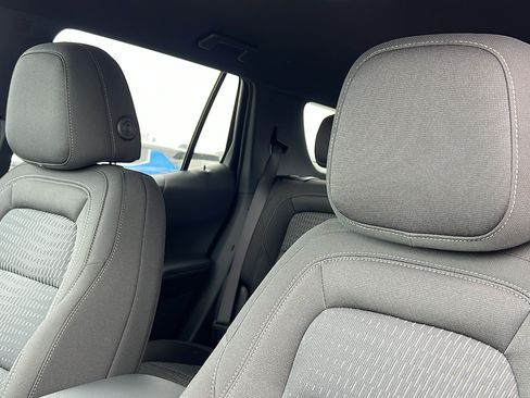 New 2026 Chevrolet Equinox LT w/ Safety and Technology Package AWD/4WD image 18