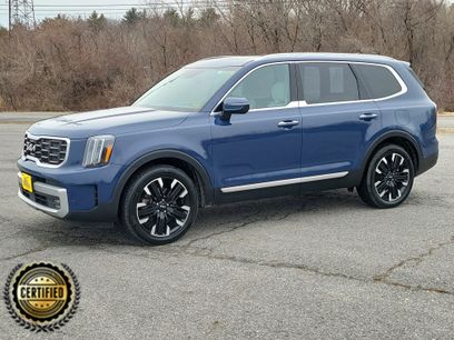 Used 2023 Kia Telluride SX