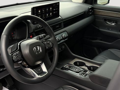 Used 2026 Honda Pilot Elite image 12