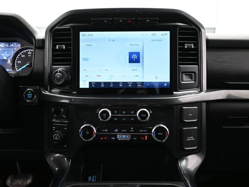 Used 2022 Ford F150 XLT w/ Equipment Group 302A High image 16