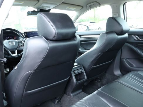 Used 2021 Honda Accord Sport Special Edition image 12