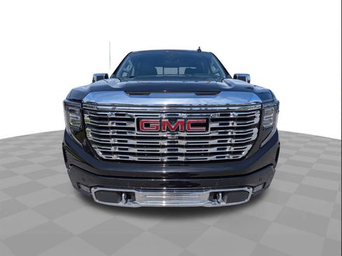 Certified 2023 GMC Sierra 1500 Denali w/ Technology Package AWD/4WD image 9