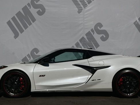 Used 2023 Chevrolet Corvette Z06 image 8