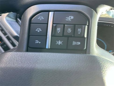 Used 2022 Ford F150 Lariat w/ Equipment Group 502A High image 32