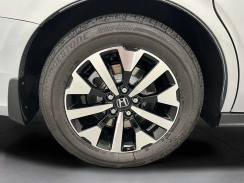 Used 2026 Honda Odyssey EX-L image 10