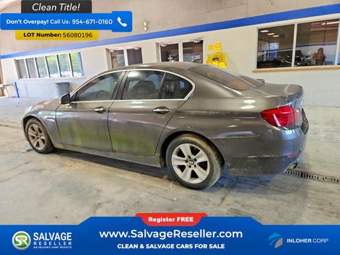 Used 2012 BMW 528i xDrive Sedan AWD/4WD image 3