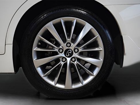 Used 2023 INFINITI Q50 Luxe w/ Cargo Package image 10