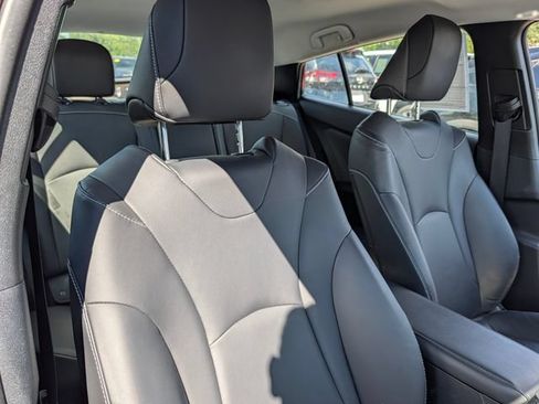Used 2022 Toyota Prius Prime XLE FWD image 13