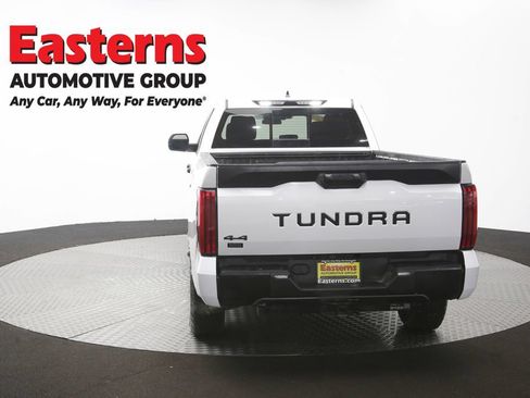 Used 2022 Toyota Tundra SR AWD/4WD image 37