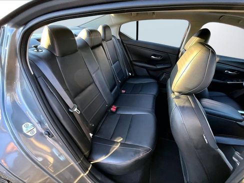 Used 2025 Nissan Sentra SR w/ SR Premium Package image 24