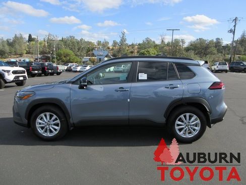 New 2026 Toyota Corolla Cross LE image 5