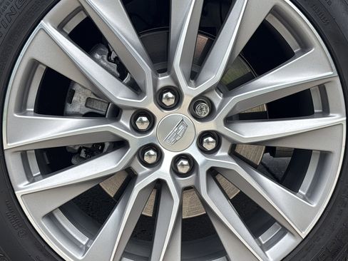 Used 2024 Cadillac XT6 Premium Luxury w/ Platinum Package image 18