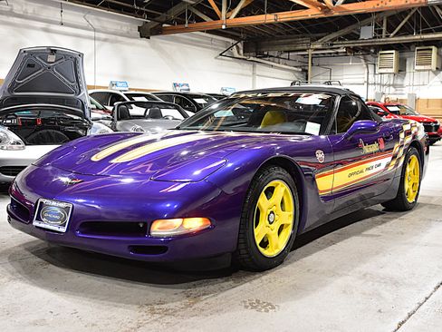 Used 1998 Chevrolet Corvette Convertible w/ Memory Pkg image 9