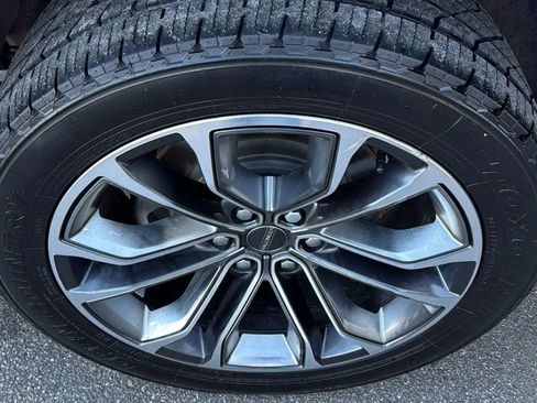 Used 2022 Jeep Grand Wagoneer Series III image 41