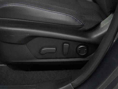 Used 2025 Subaru Forester Premium AWD/4WD image 22