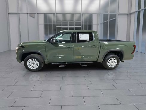 Used 2023 Toyota Tundra SR5 w/ SR5 Premium Package image 5