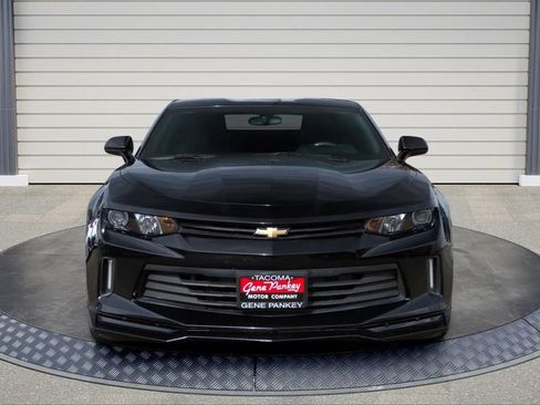 Used 2016 Chevrolet Camaro LT w/ Technology Package image 2