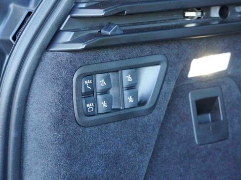 Certified 2026 BMW X7 M60i image 41