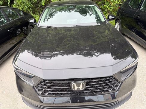 Used 2025 Honda Accord LX image 2