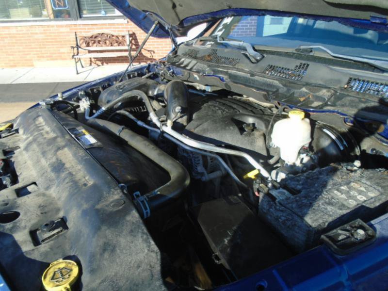 Used 2015 RAM 1500 4x4 Crew Cab Big Horn image 17