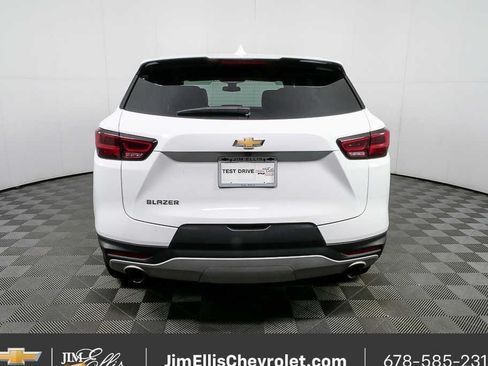 Certified 2025 Chevrolet Blazer LT FWD image 27