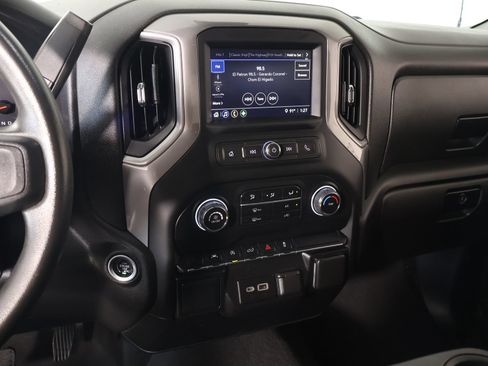 Used 2023 Chevrolet Silverado 1500 Custom AWD/4WD image 5