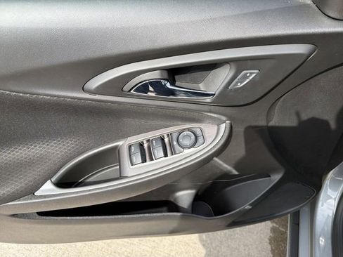 Used 2023 Chevrolet Malibu LS image 15