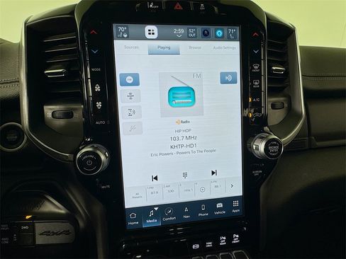 Used 2022 RAM 3500 Laramie w/ Night Edition image 38