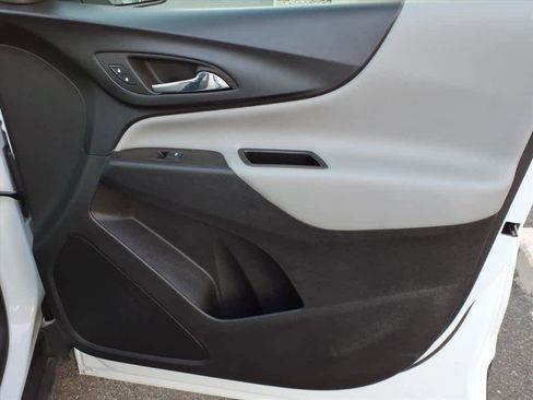 Used 2024 Chevrolet Equinox LS w/ Sport Edition image 10