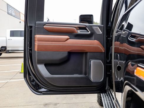 Used 2024 GMC Sierra 2500 Denali Ultimate image 38