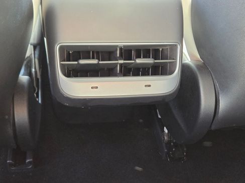 Used 2023 Tesla Model 3 Standard Range RWD image 15