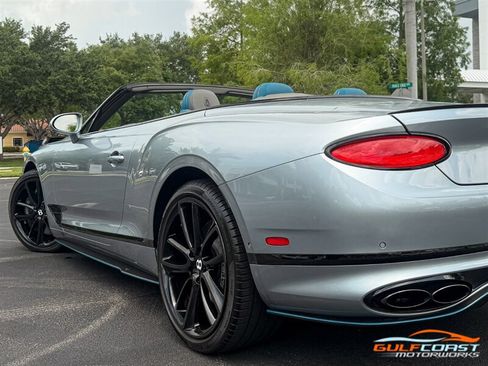 Used 2022 Bentley Continental GT AWD/4WD image 48