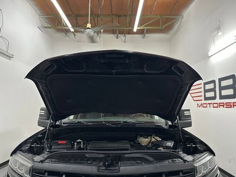 Used 2019 Chevrolet Silverado 1500 RST AWD/4WD image 5