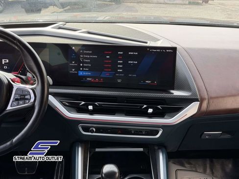 Used 2023 BMW XM image 30