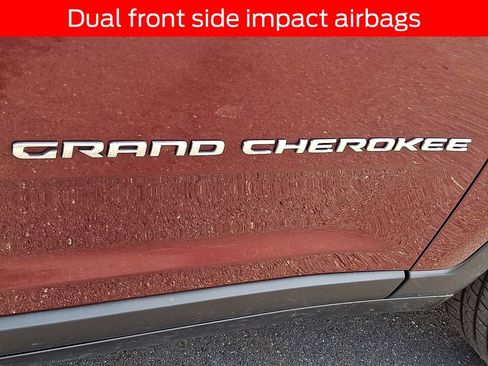 Used 2021 Jeep Grand Cherokee L Limited image 31