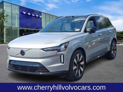 New 2025 Volvo EX90 Ultra image 3