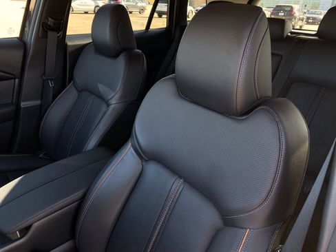 Used 2023 MAZDA CX-50 AWD 2.5 S w/ Premium Plus Pkg image 12