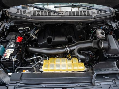 Used 2019 Ford F150 Platinum w/ Equipment Group 701A Luxury AWD/4WD image 25