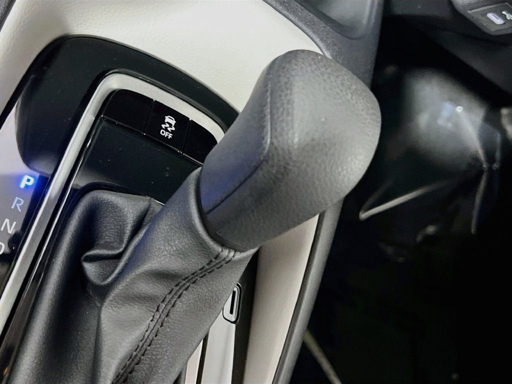 Used 2025 Toyota Corolla LE FWD image 20