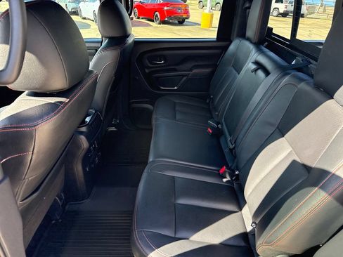 Used 2023 Nissan Titan PRO-4X w/ Pro-4x Convenience Package AWD/4WD image 26