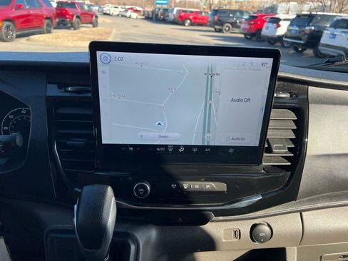 Used 2023 Ford Transit 350 XLT image 27