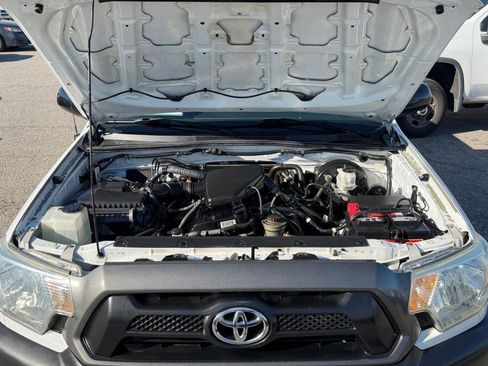 Used 2013 Toyota Tacoma 2WD Access Cab image 39