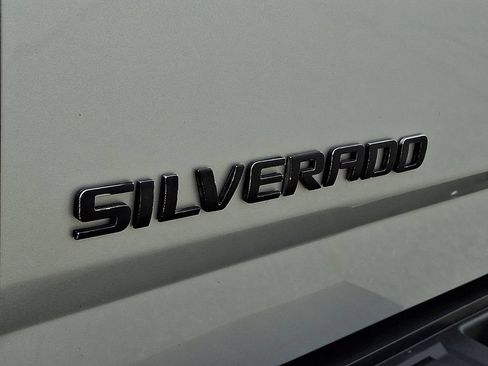 Used 2018 Chevrolet Silverado 1500 W/T w/ WT Convenience Package AWD/4WD image 29